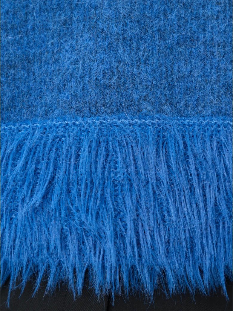 Cornflower blue short-sleeved sweater with mohair and wool