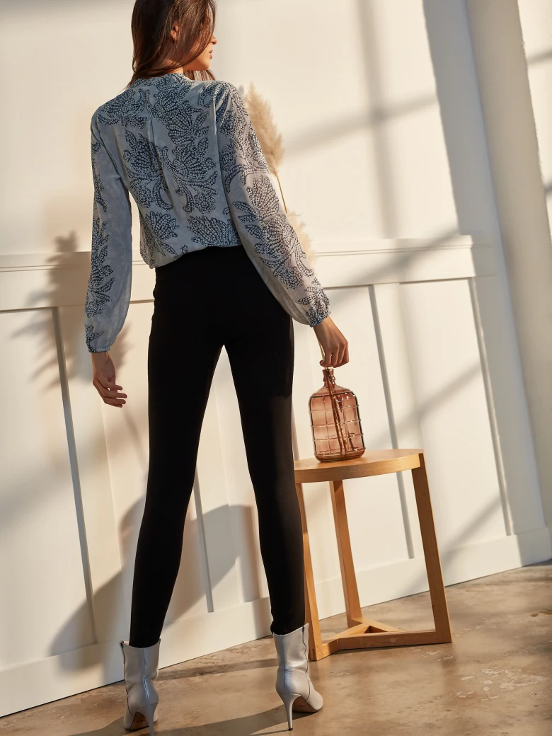 BLOUSE WITH RUFFLE AT NECKLINE