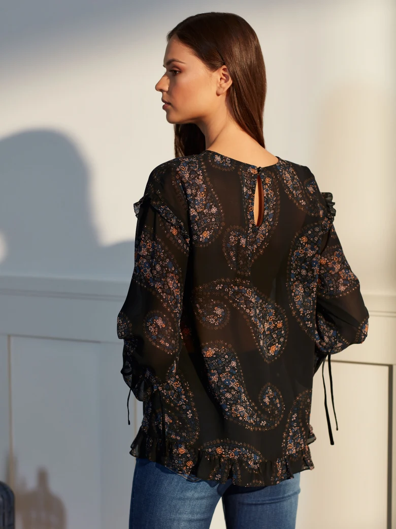 PATTERNED BLOUSE