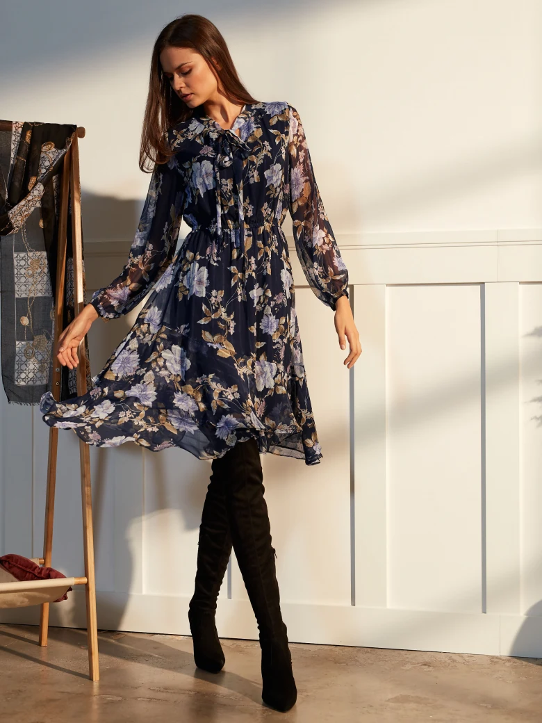 FLARED FLORAL PATTERN DRESS