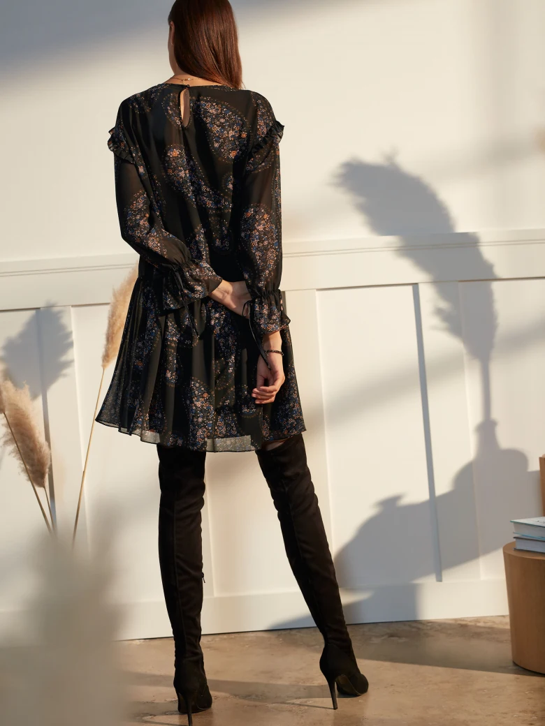 STRAIGHT CUT DRESS