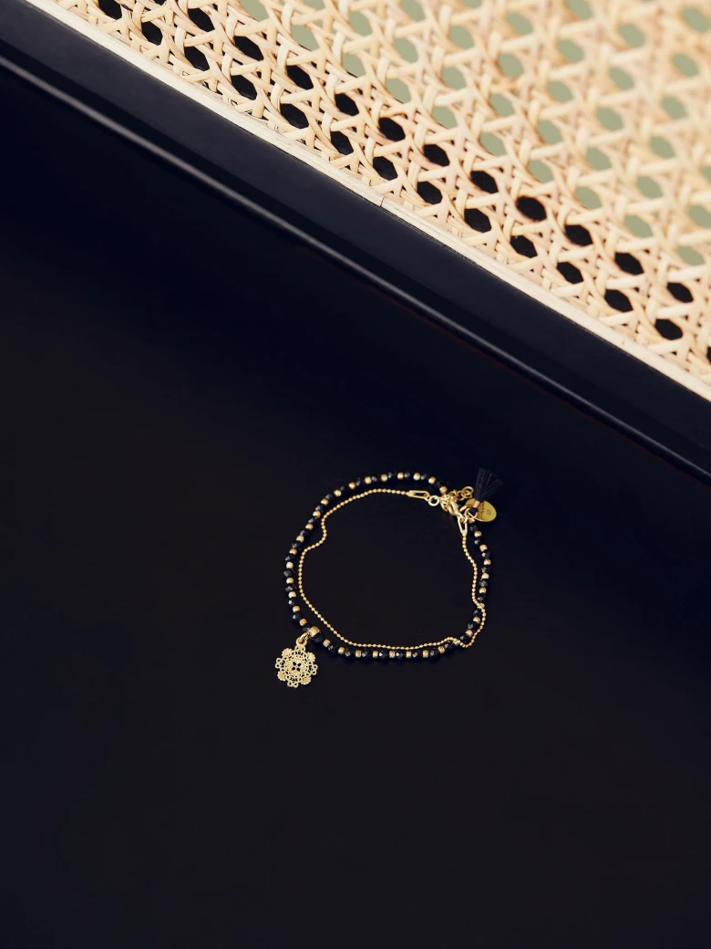 BRACELET WITH A ROSETTE