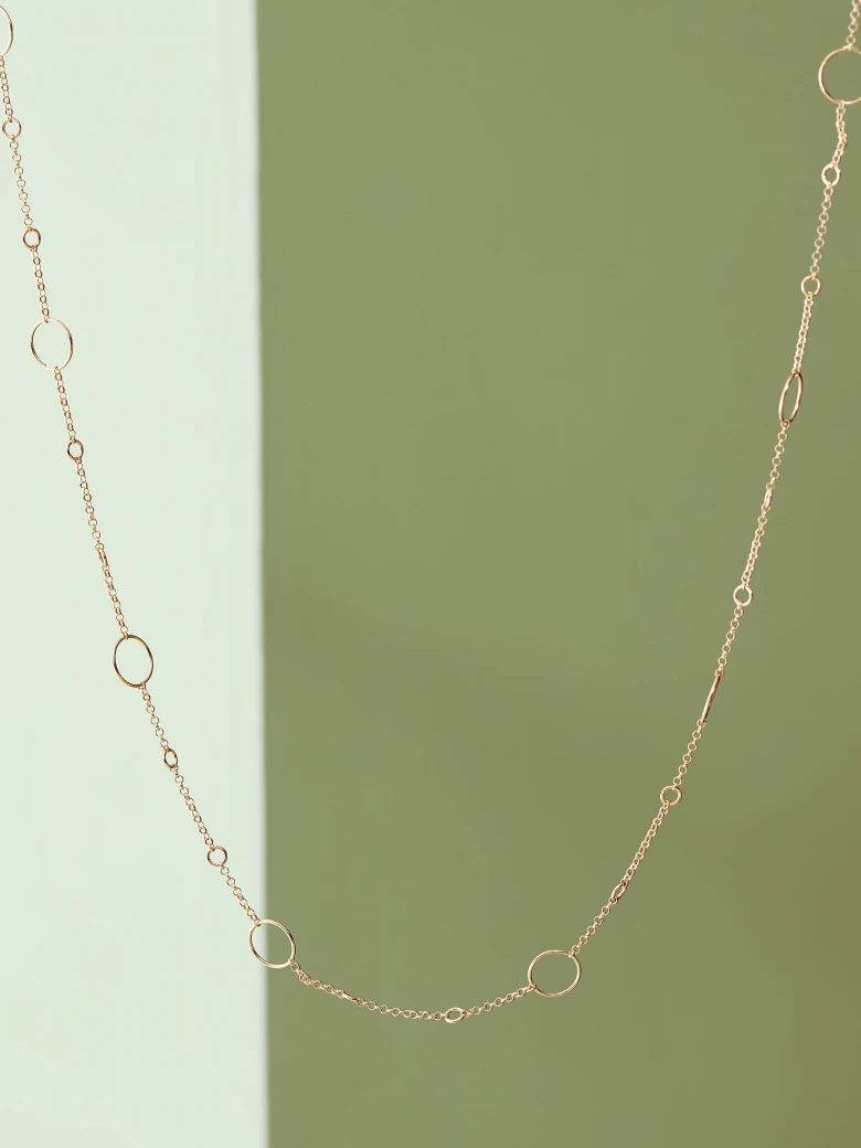 DELICATE GOLD-PLATED NECKLACE