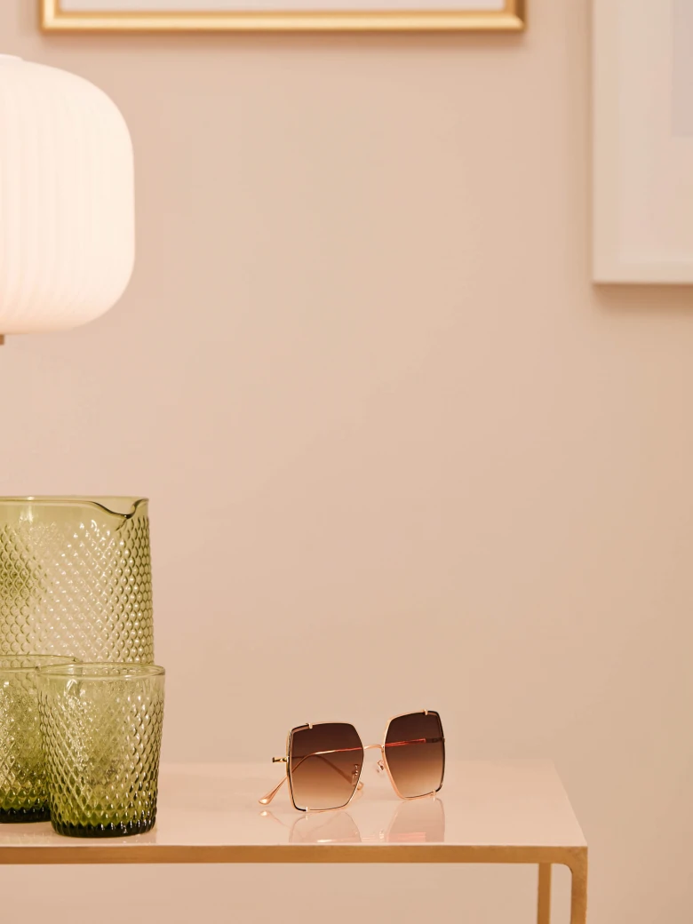 LARGE GLASSES WITH GOLD FRAMES