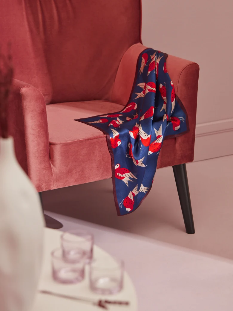 SILK GAVROCHE IN BIRDS