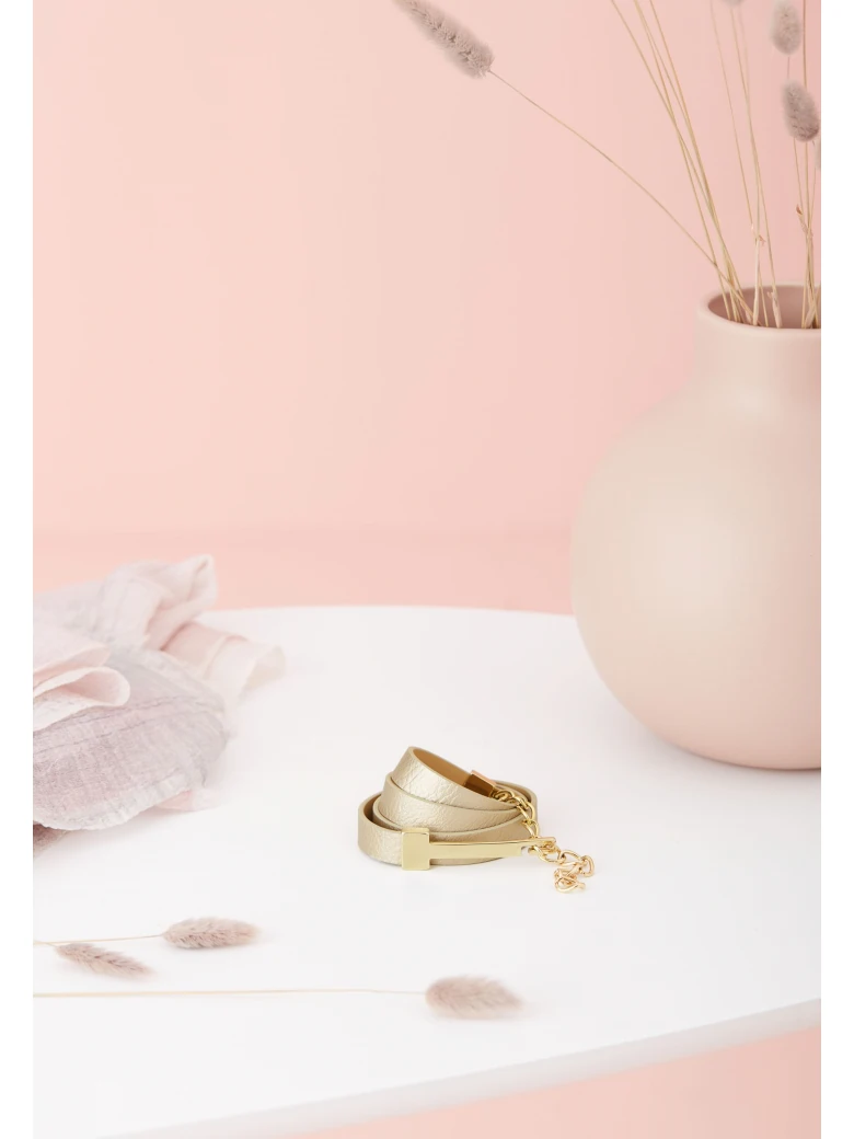 THIN GOLDEN BELT