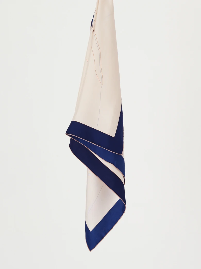 Silk gavroche in bright color