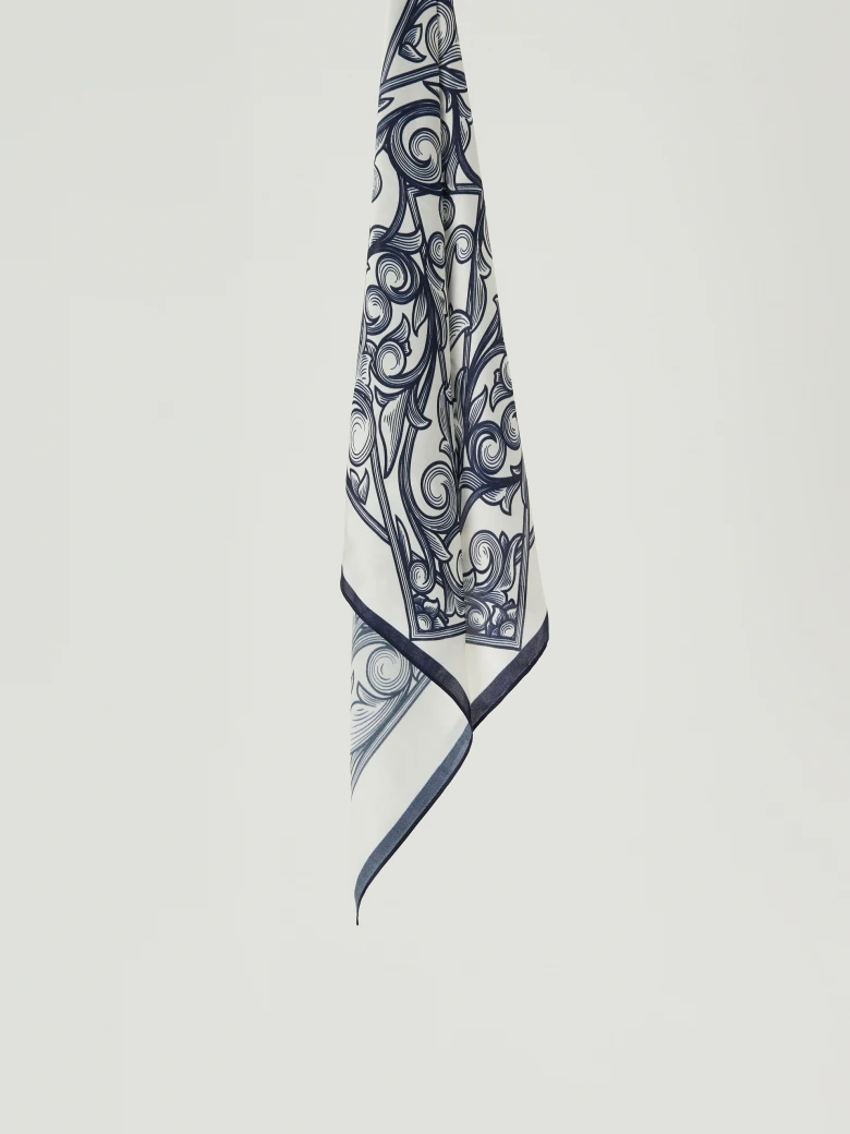 Silk gavroshka with abstract patterns