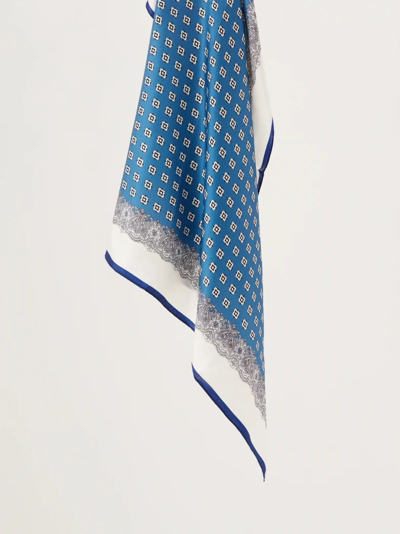 Blue rook with ornaments