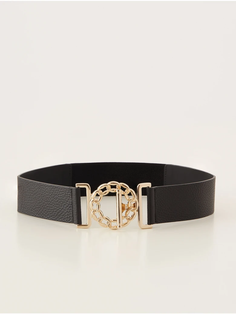 Elegant black natural leather belt