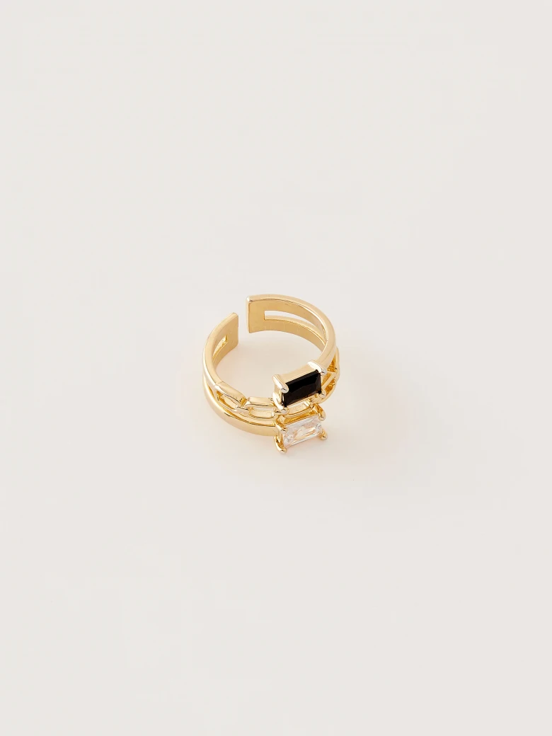Adjustable triple ring in gold color