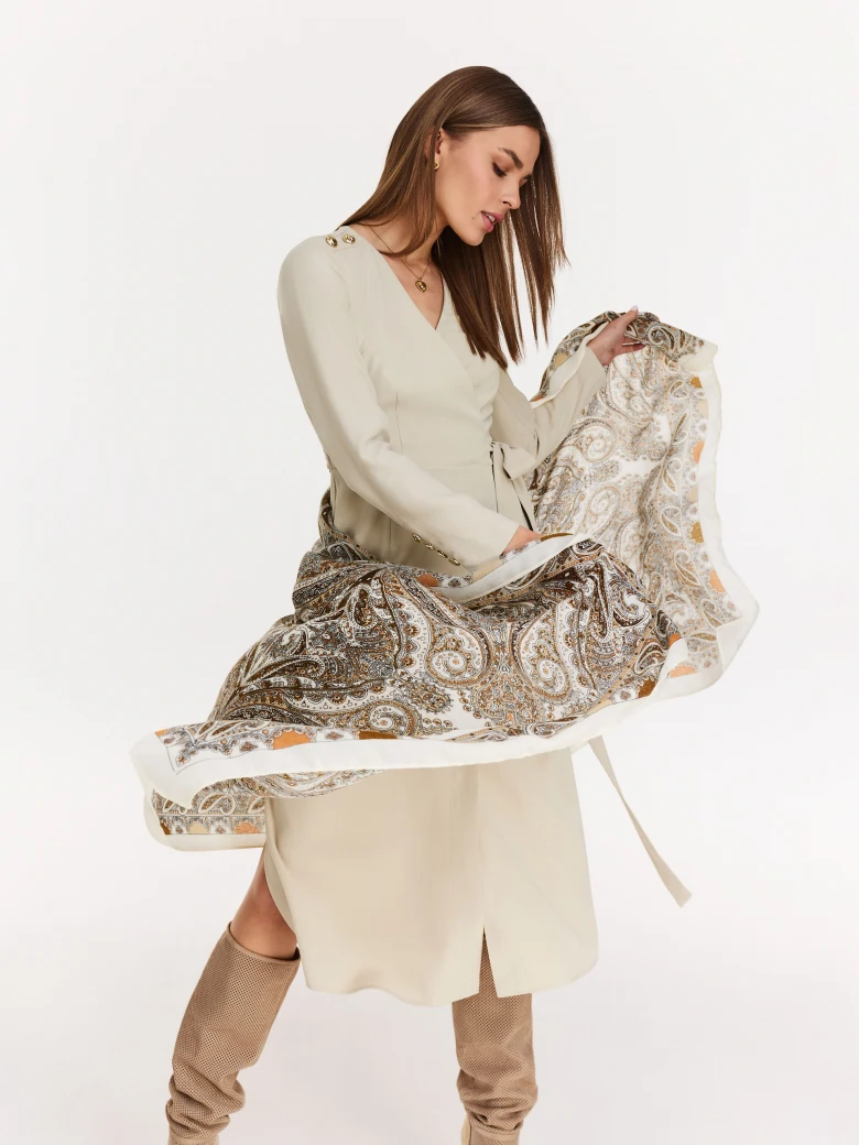 Large cream patterned shawl