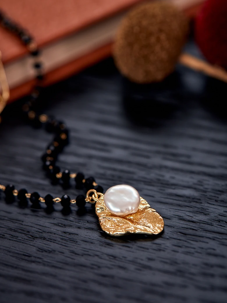 CASCADING PENDANT NECKLACE