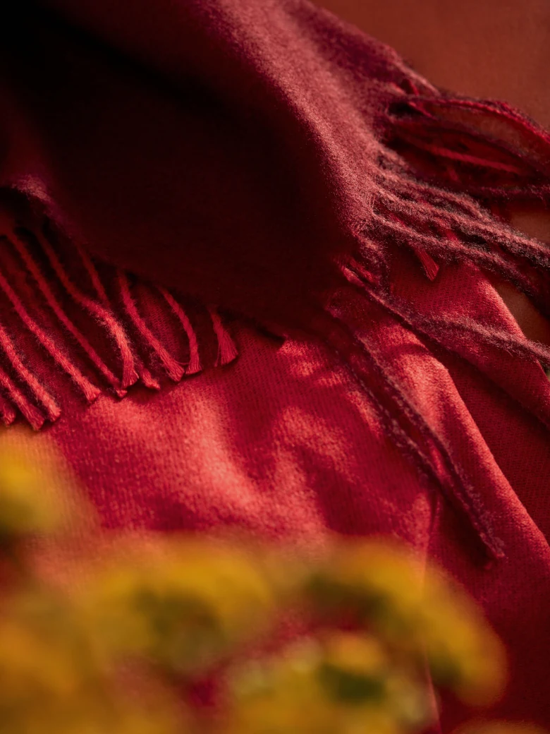 DOUBLE SIDED VISCOSE SCARF