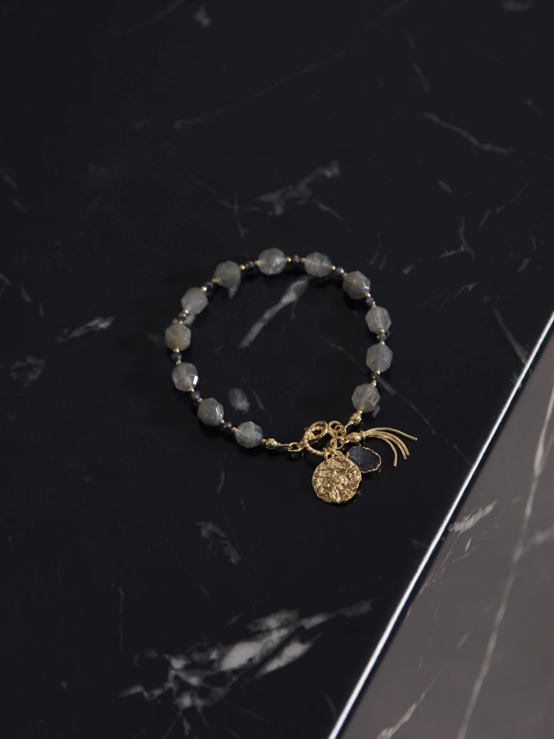 BRACELET WITH NATURAL STONES