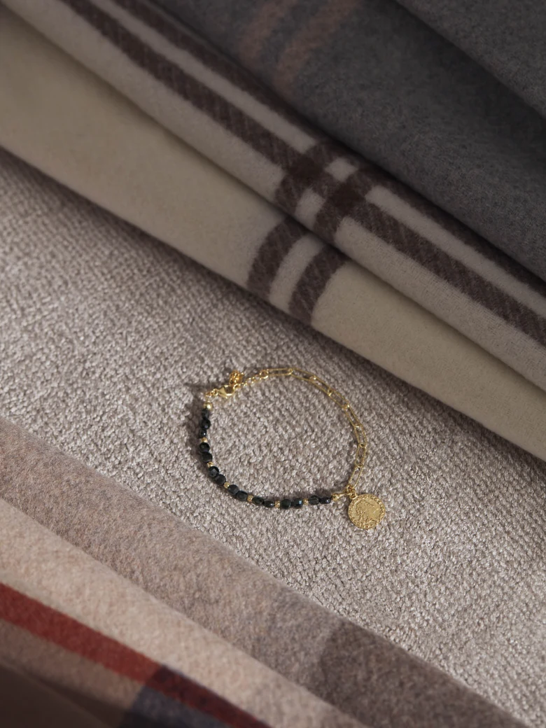 GOLD PLATED BRACELET WITH COIN