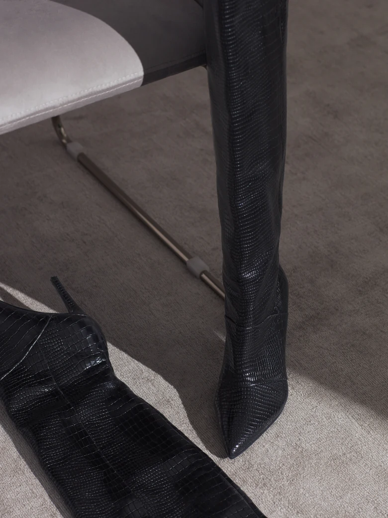BLACK STILETTO HEELED BOOTS