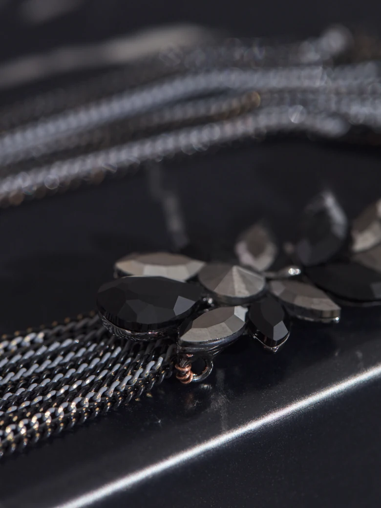 LONG BLACK EARRINGS