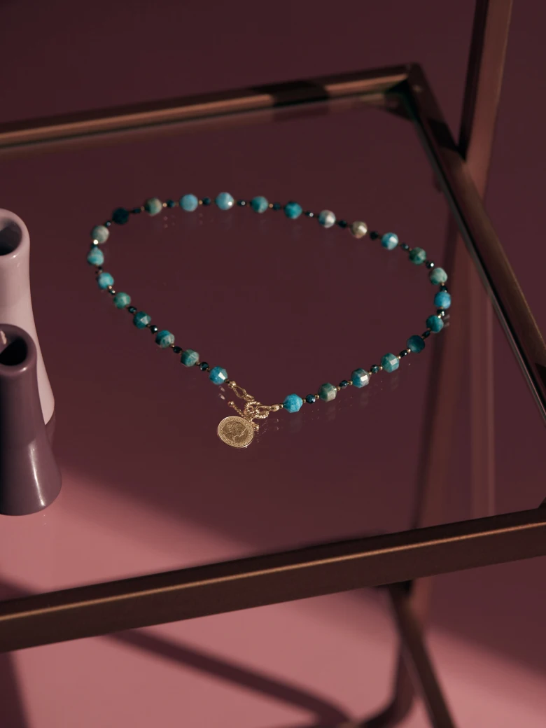 TURQUOISE NECKLACE WITH COIN