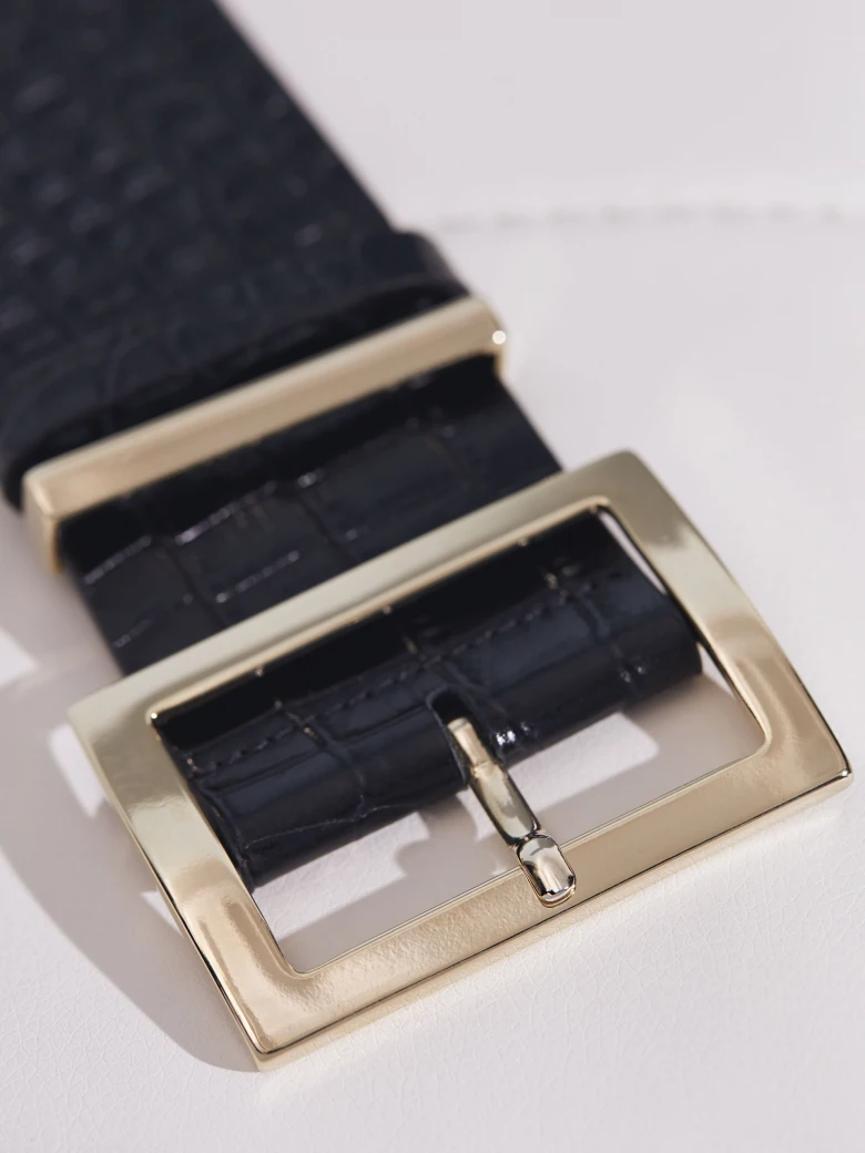 BLACK BELT WITH CROCODILE TEXTURE