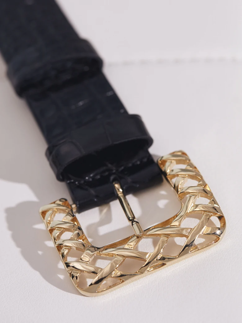 BLACK WIDE BELT WITH LARGE BUCKLE