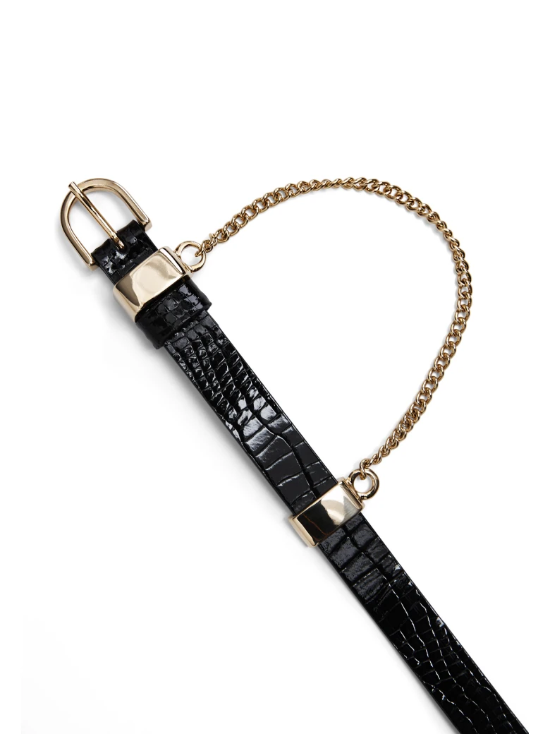 BLACK BELT WITH CHAIN