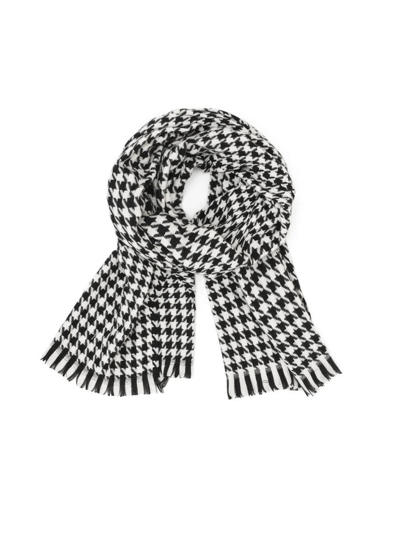 CHECKERED SCARF