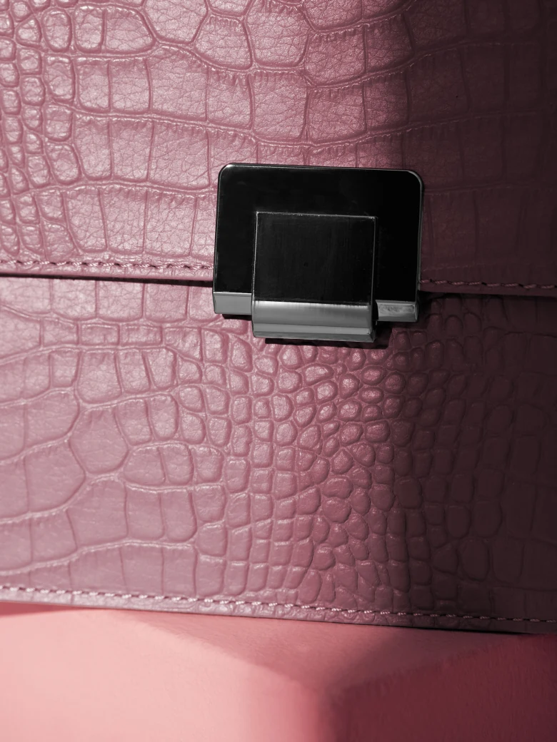 PINK CROCODILE PATTERN HANDBAG