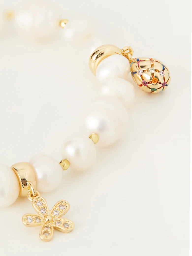 Natural pearls bracelet