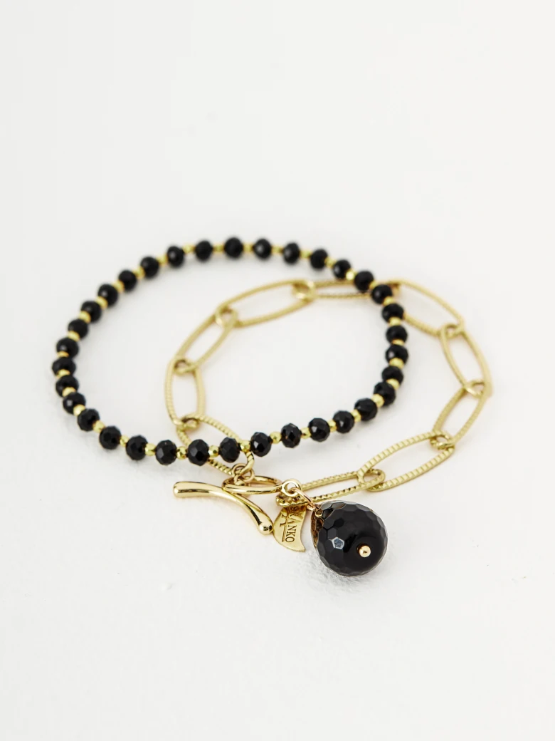 Set of bracelets with natural stones