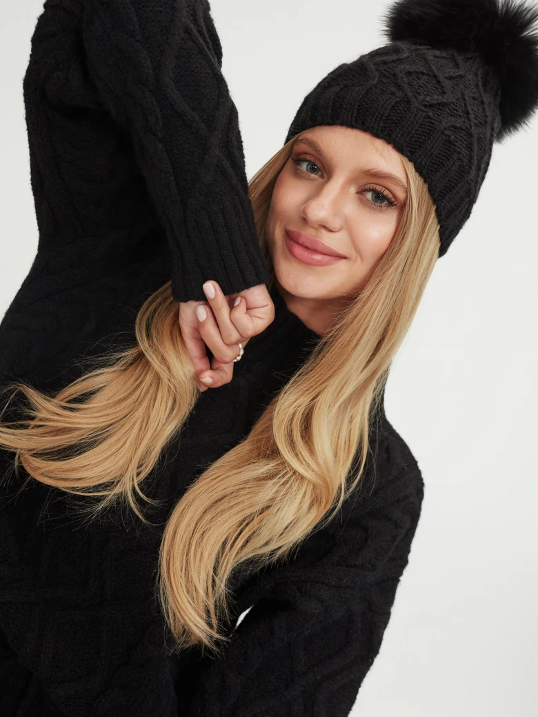 Black wool cap
