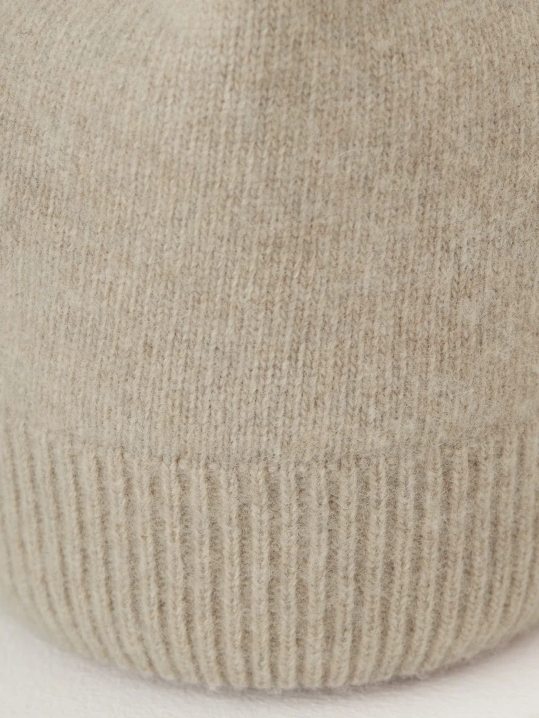 Beige soft wool cap