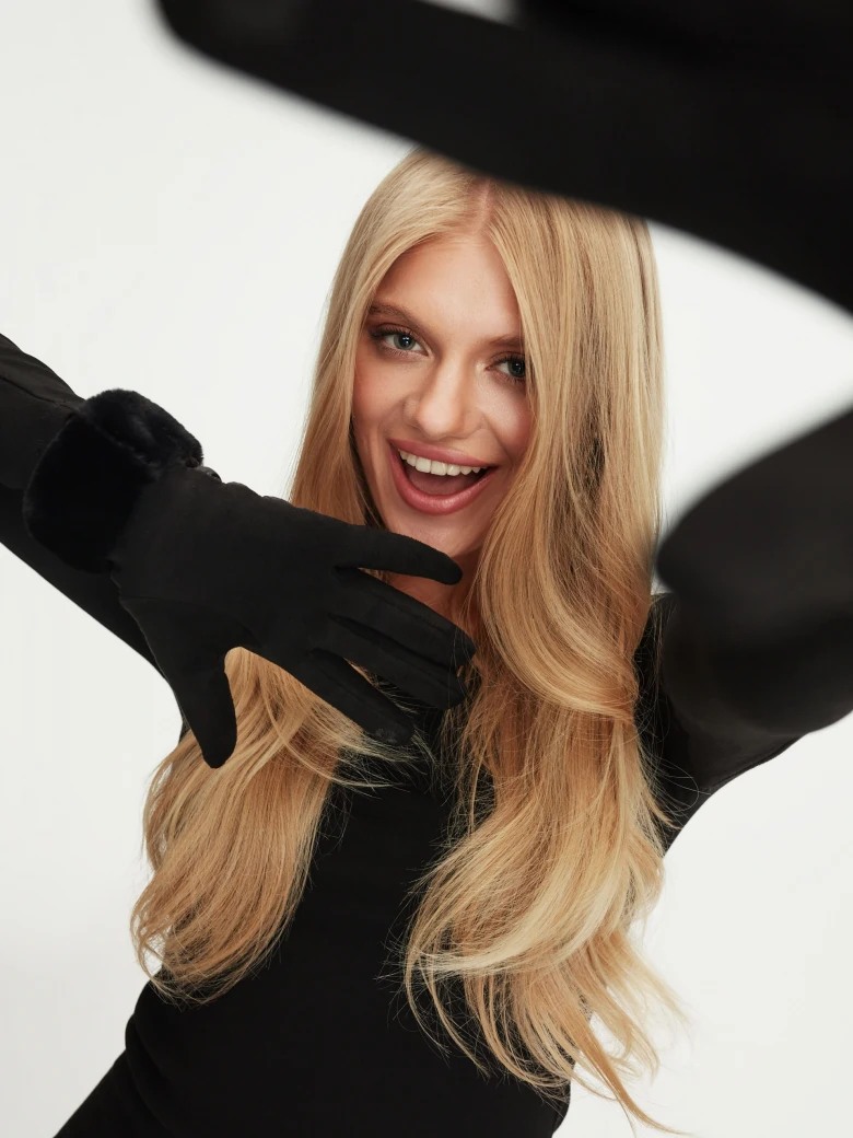 Black down gloves