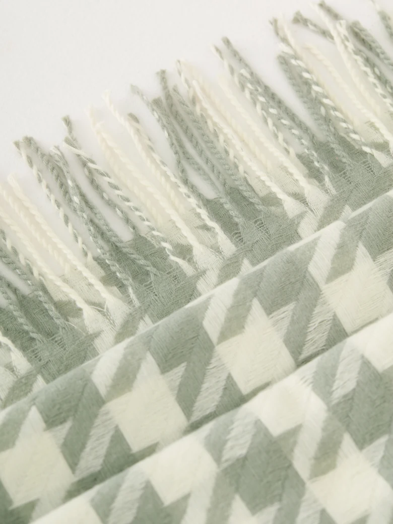 Cream and mint peplite scarf