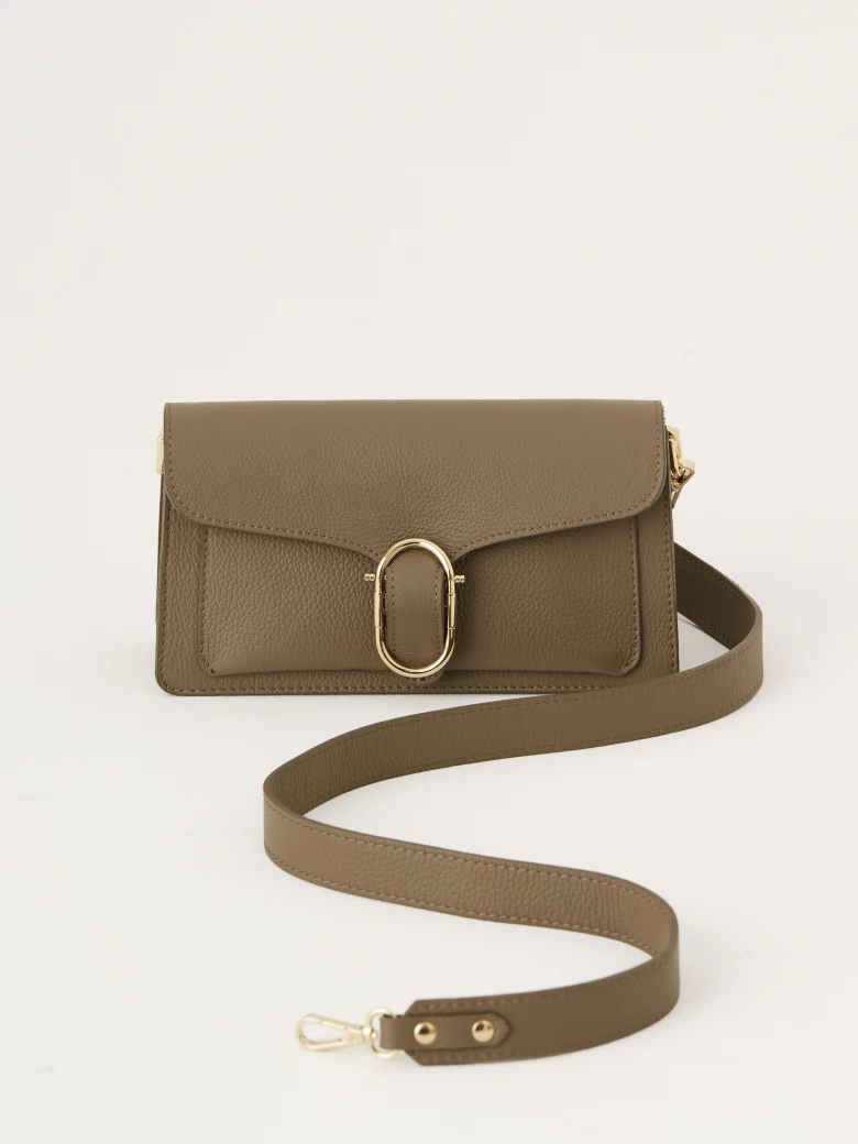 Leather handbag in taupe color