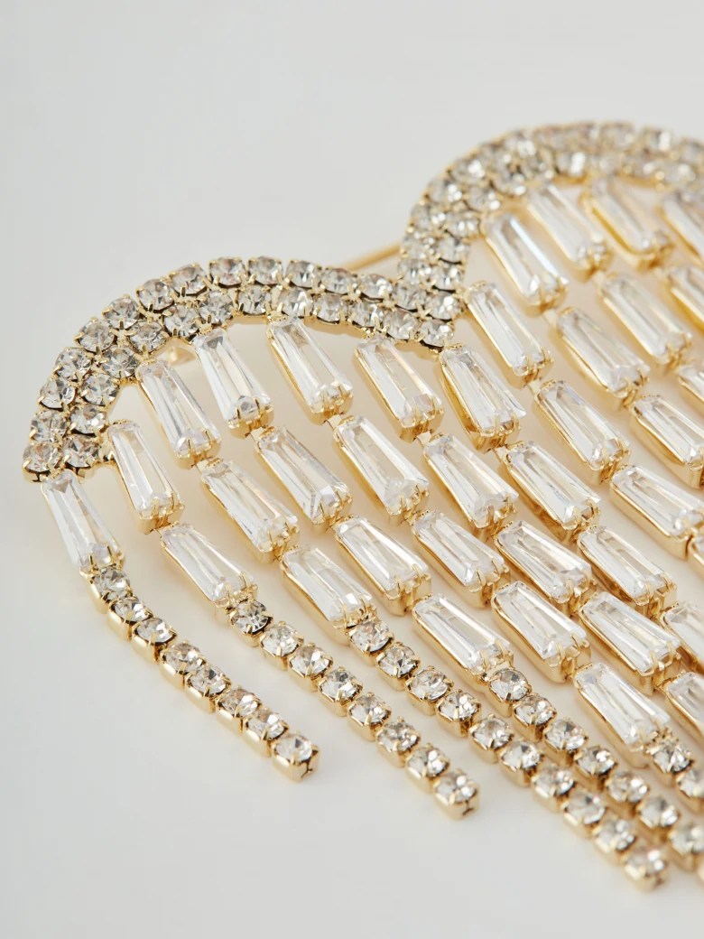 Brooch with cascading ornaments