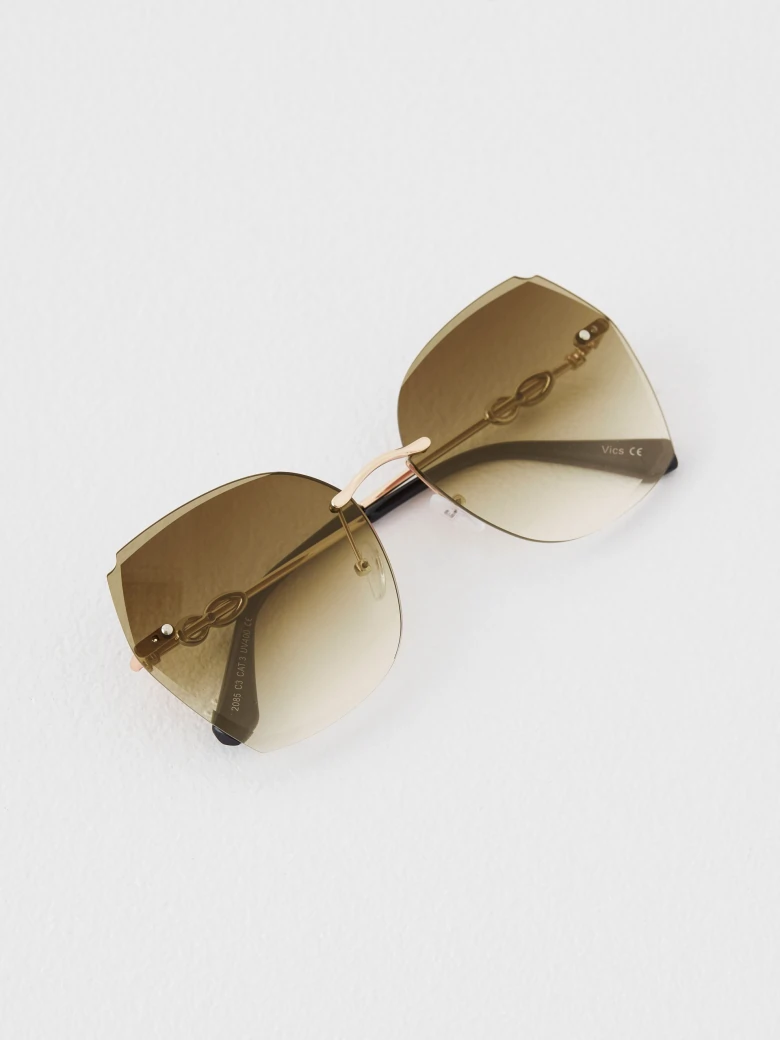 Brown sunglasses with UV filter