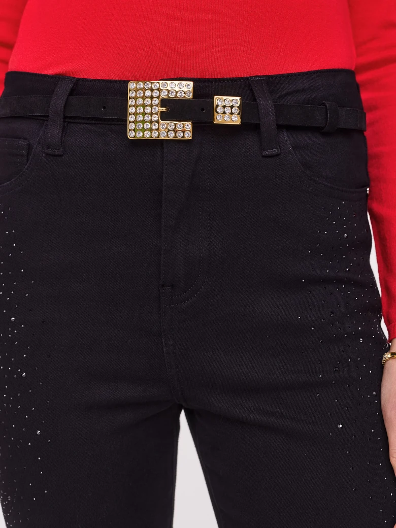 Thin suede belt with decorative buckle