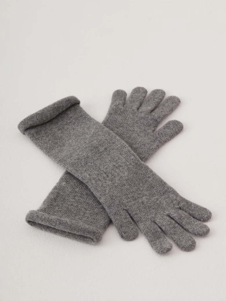 Gloves with added wool and cashmere