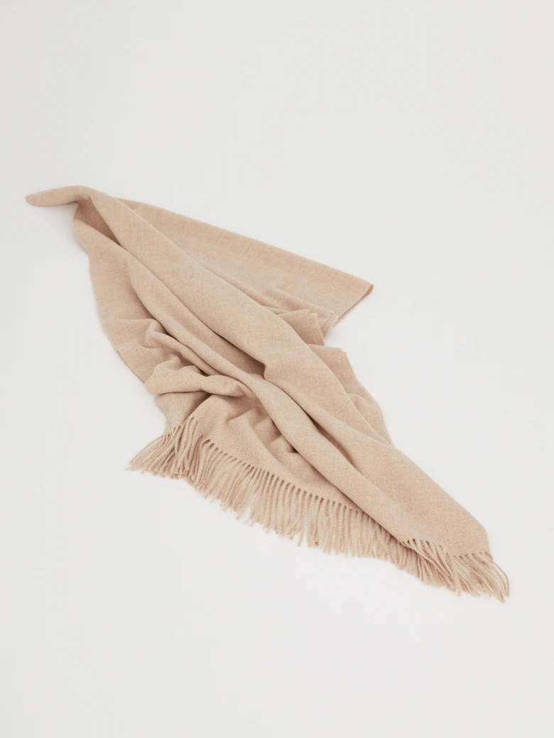 Beige shawl with tassels