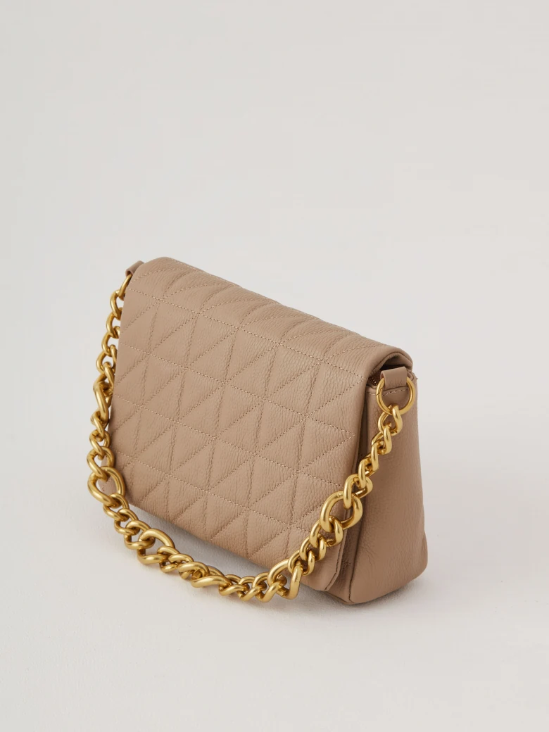 Small quilted handbag in cappuccino color