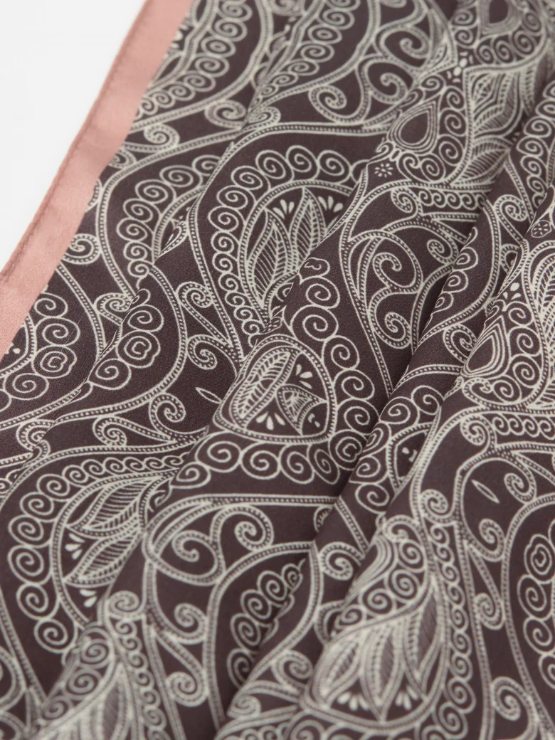 Silk scarf with oriental patterns