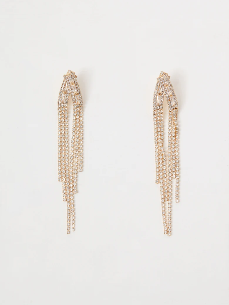 Long gold-plated earrings with crystals