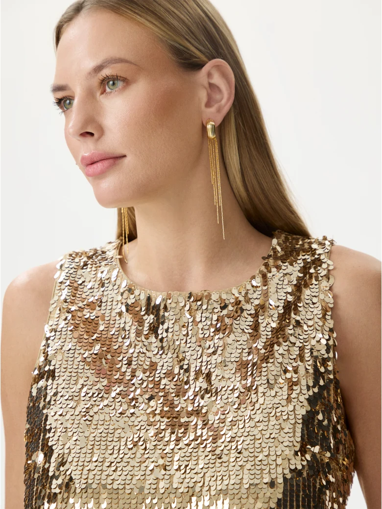 Long gold-plated earrings with chains