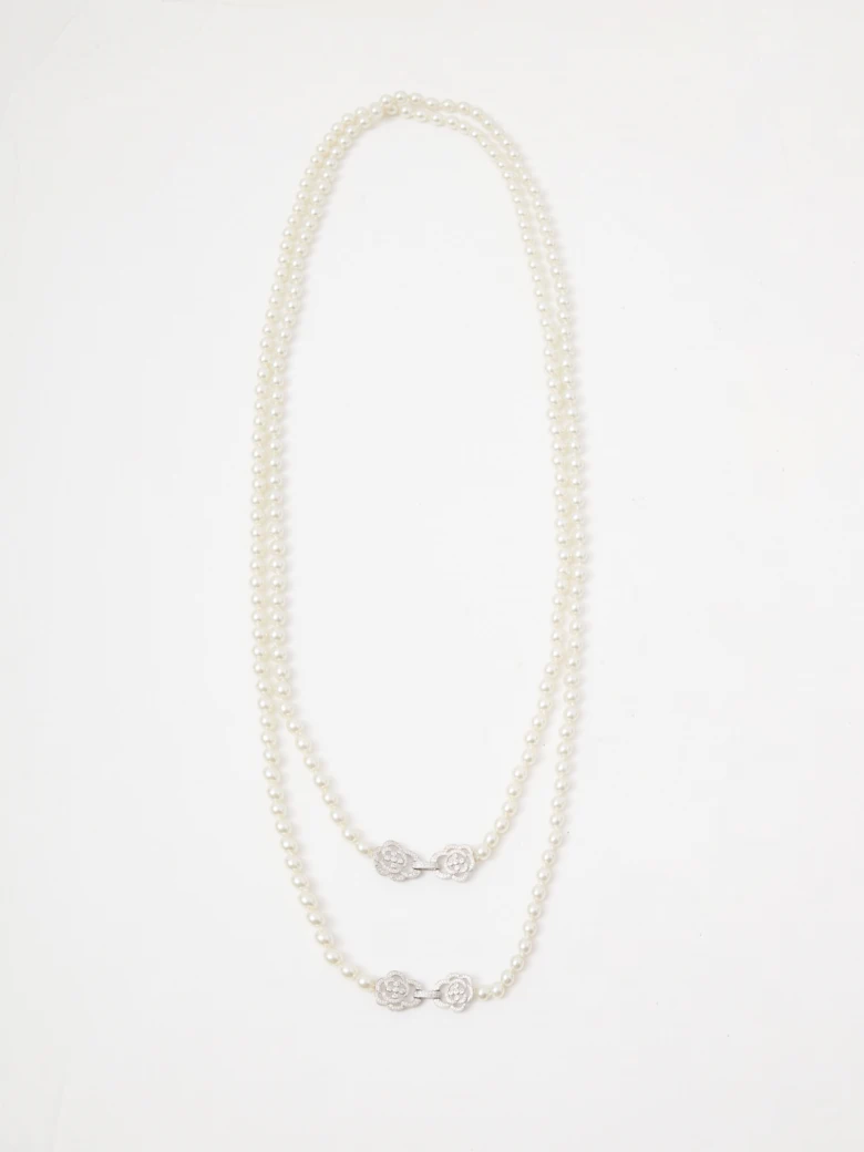 Long double necklace with pearls