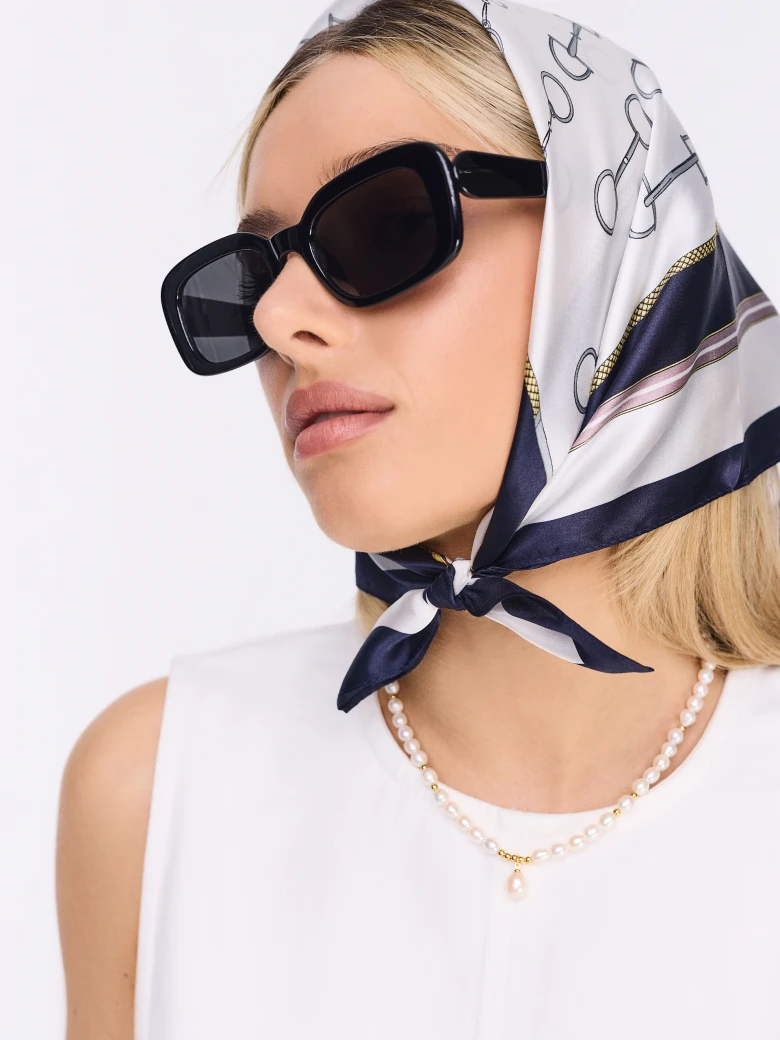 Black rectangular sunglasses
