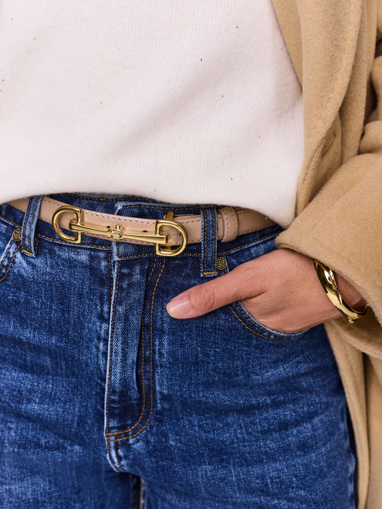 Narrow leather belt with decorative buckle