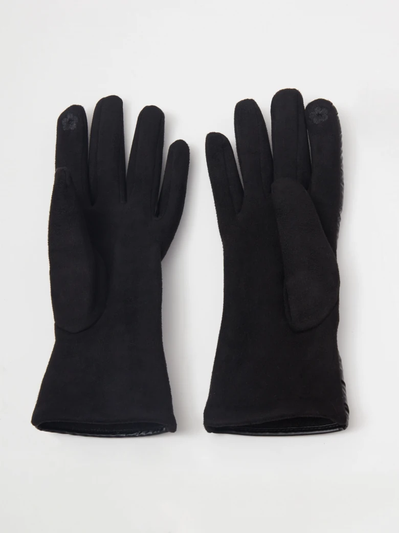 Black insulated gloves