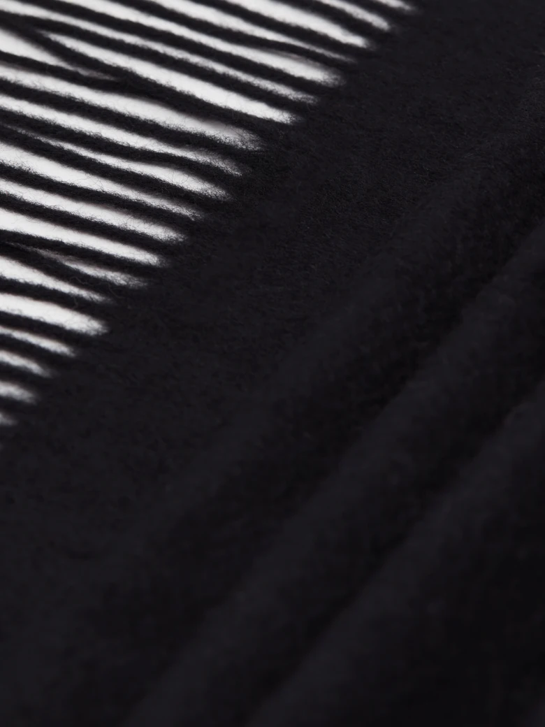 Black wool scarf with cashmere blend
