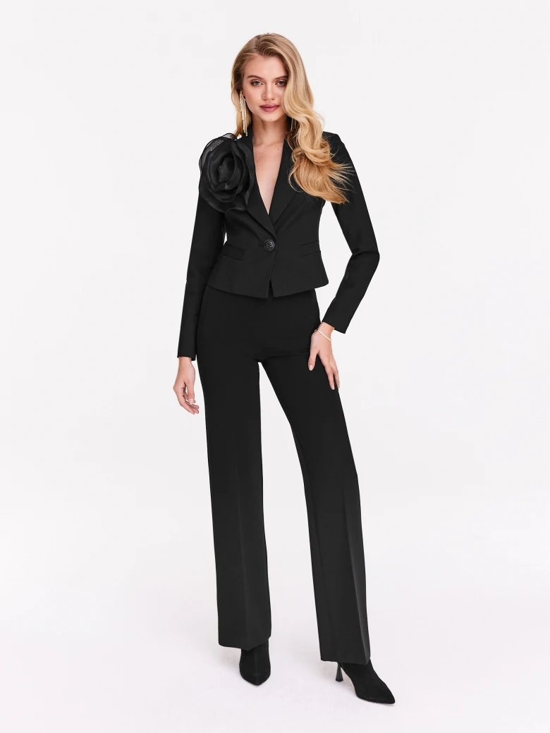 Short black jacket with rose